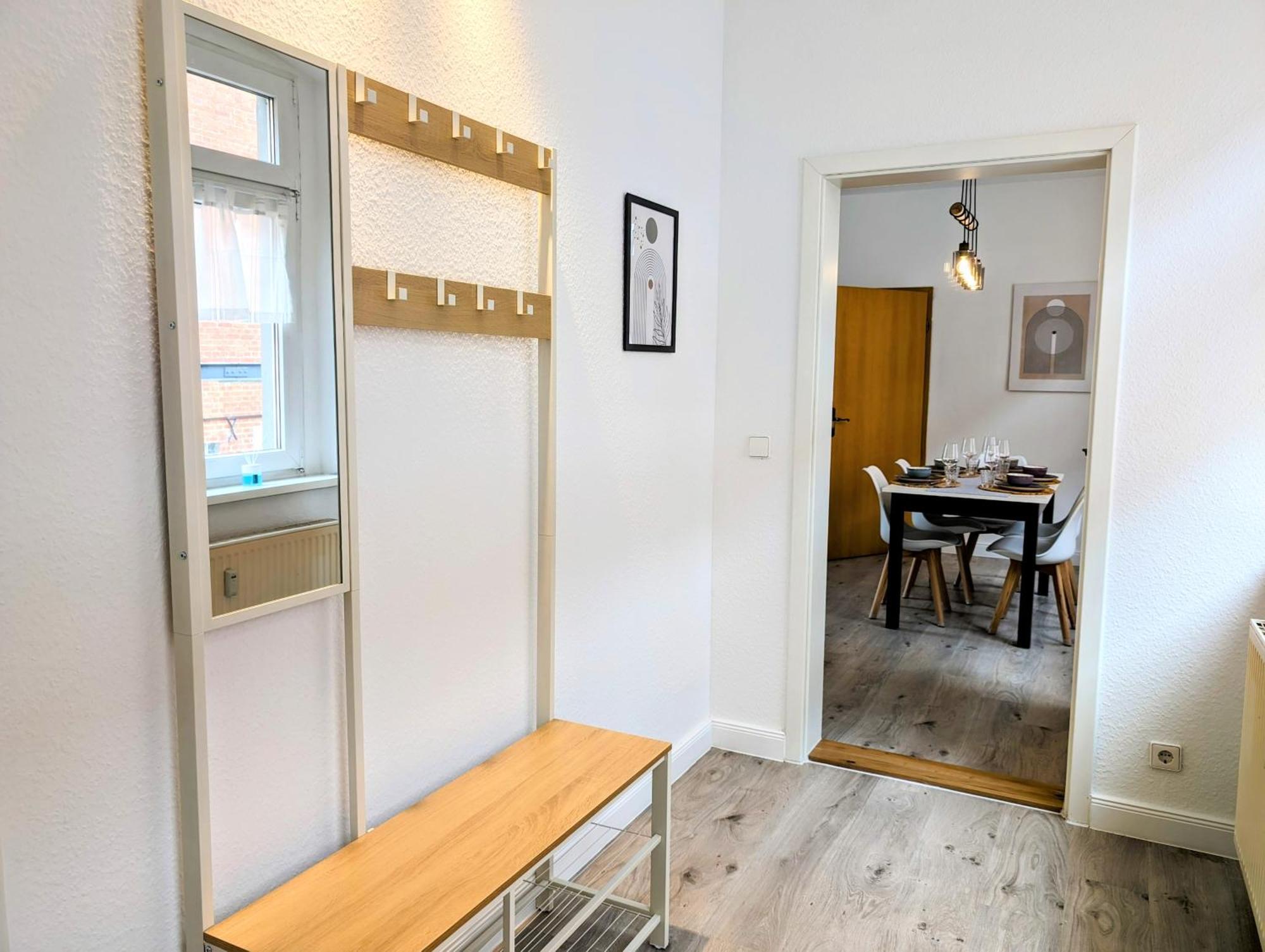 Casa Apartment Modern Vintage Flexibilitaet Pur- Perfektes Apartment Fuer Familien Und Geschaeftsreisende 5 Schlafplaetze, Vollausstattung, Amazon Prime & Parkplatz Inklusive Magdeburg Kültér fotó
